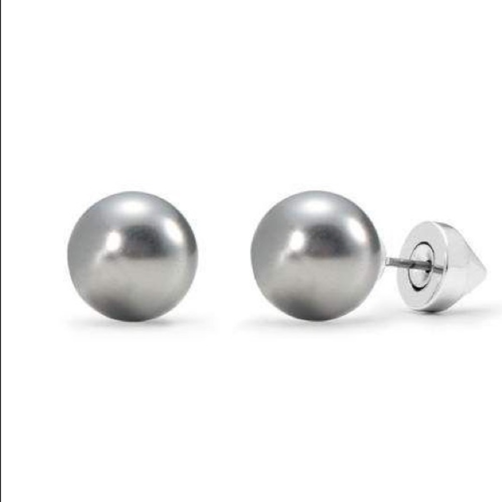 Stella & Dot Deja Vu Pearl Studs